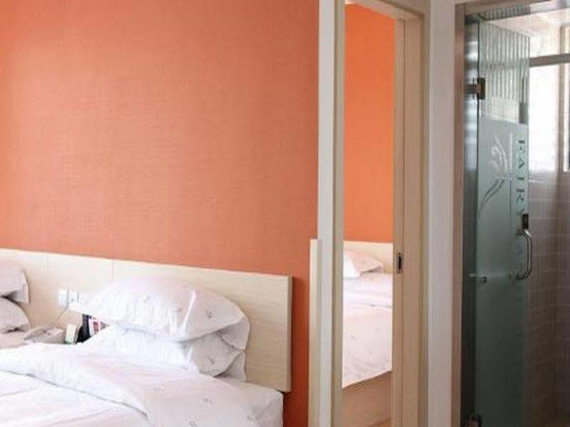Yunyue Lanting Hotel Jinghong Bagian luar foto
